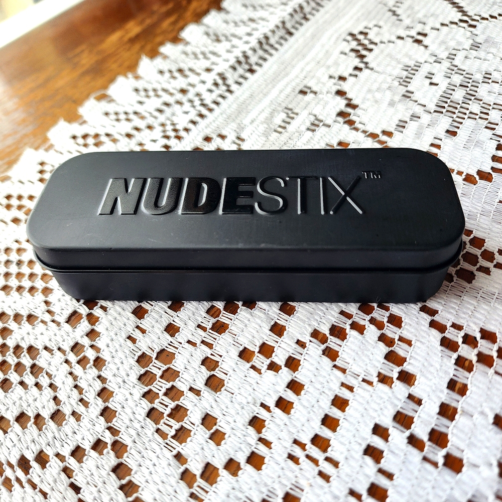 Nudestix Magnetic Luminous Eye Color Set in Queen Olive NWT
